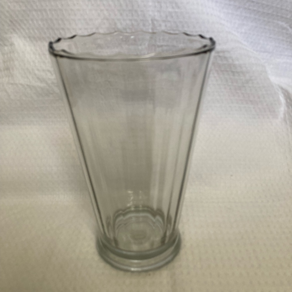 Anchor Hocking Clear vase